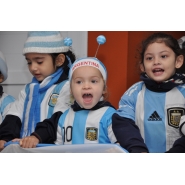 Los más pequeños celebraron el DIA DE LA BANDERA